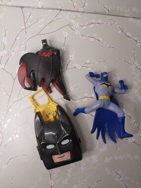 3 McDonalds Batman Toys